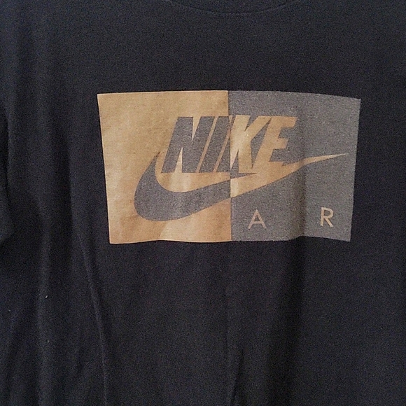 Nike black tee small men's - Picture 2 of 7